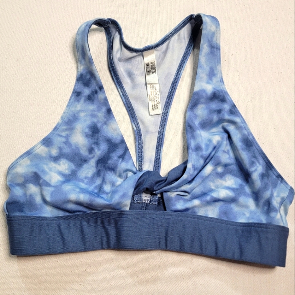 VS PINK Ultimate Lightly Lined Sports Bra